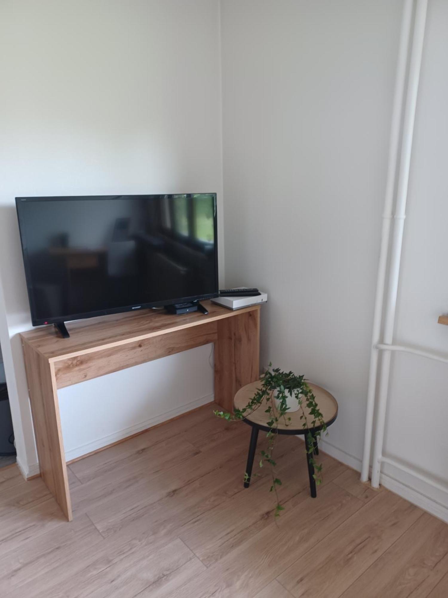 Studio Rdc Calme Avec Parking Ferme Pres Autoroute Et Tram C Mulhouse Ngoại thất bức ảnh